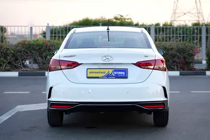 2022 Hyundai ACCENT — миниатюра 6