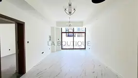 Ultra Luxury| Branded ElieSaab | Spacious