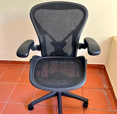Herman Miller Aeron Chair Size B Fully Loaded Posture Fit