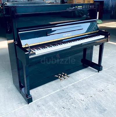 Yamaha HQ100SX With Self Play System – Keys Move, Hearts Melt