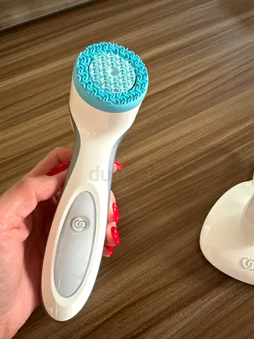 Skin Care Facial Cleansing Brush