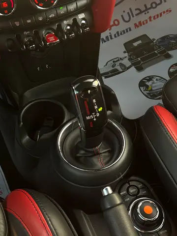 صورة 10 لـ 2020 MINI COOPER