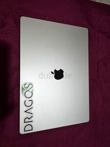 MACBOOK PRO