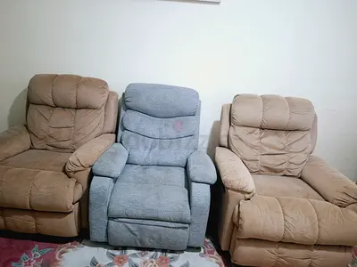 Comfortable Reclining Armchairs Set