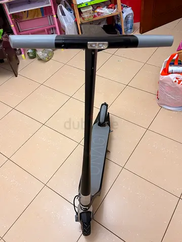 Unagi Model One E500 Electric Scooter Dual Motor One Click Folding Scooter, Aluminum  Carbon Fi