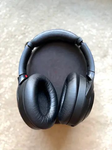 Sony WH-1000XM4 Headphones – New Cushions – NC Issue