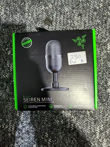 Razer Seiren Mini - Ultra Compact Condenser Microphone