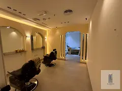 Fully Equipped Beauty Salon for Rent in Al Awadhi Tower – Fujairah