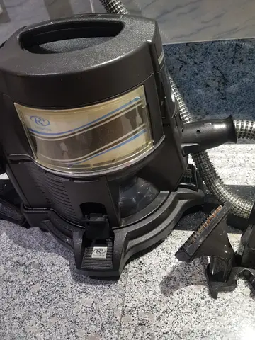 Rainbow water basin vacuum cleaner