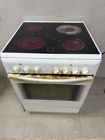 Used Gas Oven for Sale - Perfect for Cooking Needs