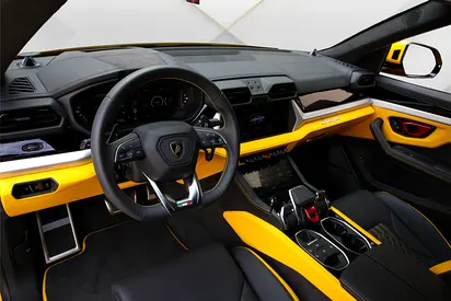 صورة مصغرة 8 لـ 2025 Lamborghini URUS
