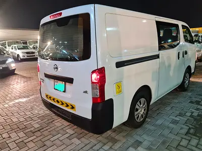 2019 Nissan URVAN — миниатюра 3