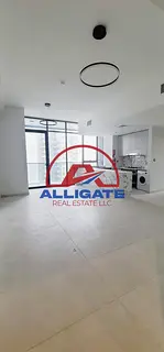 2BR WITH HUGE LAYOUT / PRIME LOCATION / HIGH FLOOR /