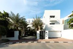 6-Bedroom Luxury Villa I Burj Al Arab view