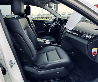 2011 Mercedes-BENZ E-CLASS — миниатюра 13