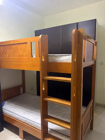 Female Bedspace Available in JVC