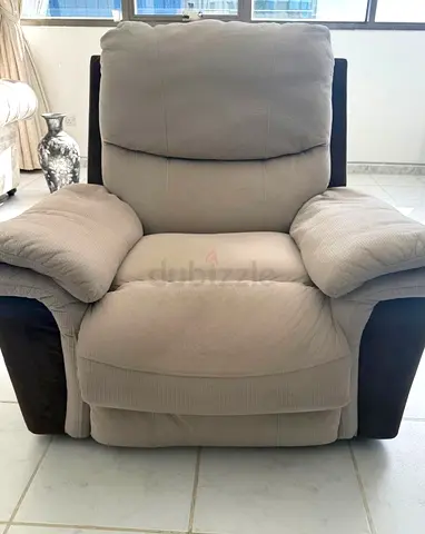 Comfortable high-quality recliner