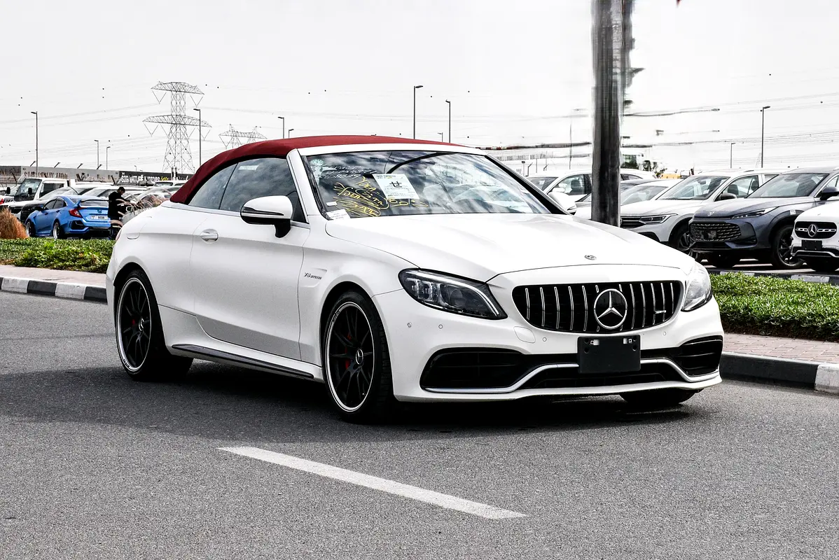Mercedes-Benz C-Class 2019 — photo 1 of 20