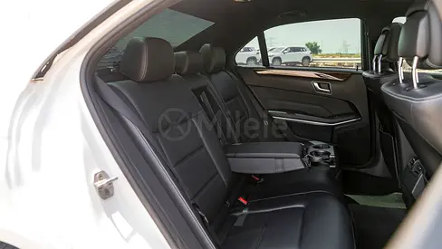 صورة مصغرة 18 لـ 2016 Mercedes-BENZ E-CLASS