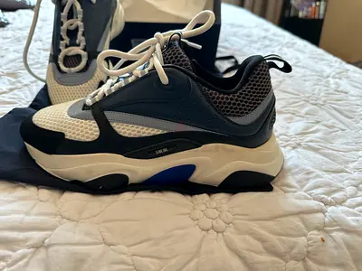 Original Dior sneakers in excellent condition