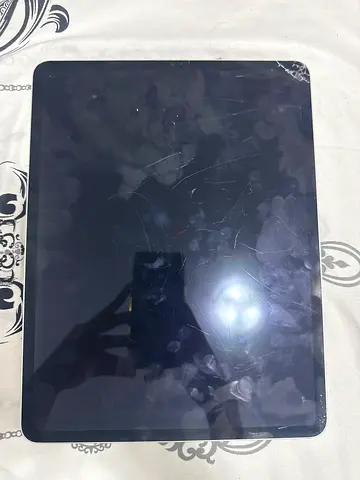 Ipad Pro 5th Gen 12.9 2021  (icloud lock)