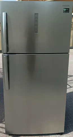 samsung brand steel body like new condition fridge freezer