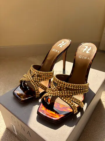 Gina Heels