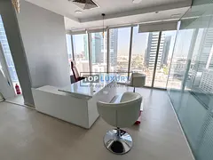 Furnished | Close to Metro | Vacant