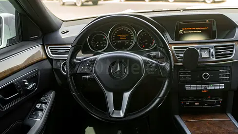 صورة مصغرة 10 لـ 2016 Mercedes-BENZ E-CLASS