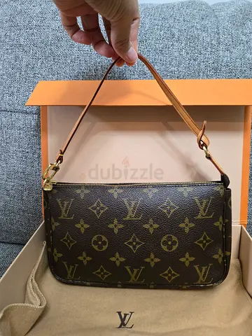 Louis Vuitton Pochette Accessories Authentic