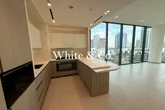 CORNER UNIT | POOL VIEW | VACANT NOW
