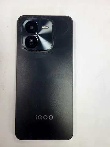 IQOO Z9 X 4+4 GB 128 BLACK