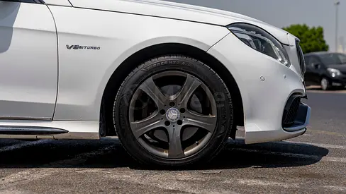 صورة مصغرة 4 لـ 2016 Mercedes-BENZ E-CLASS
