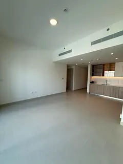 BRAND NEW | SPACIOUS AND BRIGHT | PRIME LOCATION
