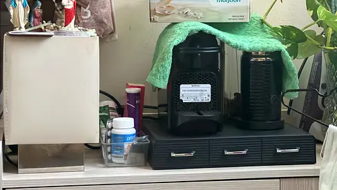 Compact Coffee Maker for Effortless Brewing