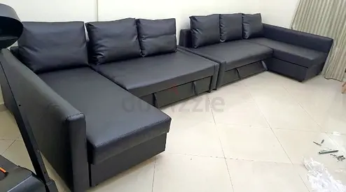 Stylish L-Shaped Sofa bed in Black