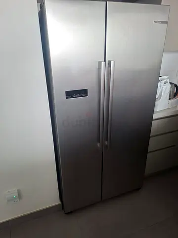 Bosch American side by side Refrigerator freezer stainless steel