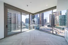 Brand New | Canal View | Sleek and Contemporary