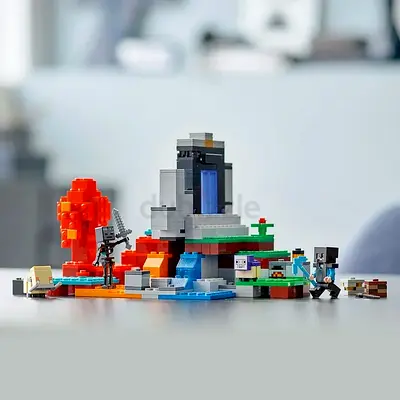LEGO Minecraft The Ruined Portal 21172