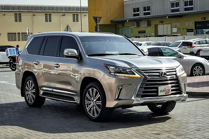 AED 4333/month | 2017 Lexus LX-Series LX 570 Platinum | GCC Specs | Ref#416310