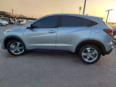 صورة 11 لـ 2022 Honda HR-V