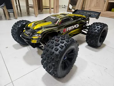 Traxxas Erevo 6s modified 1/8