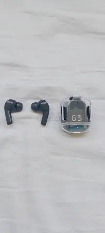 Wireless Earbuds | Brand new ( Non - Branded )