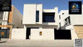 A distinctive villa in a strategic location close to the park and mosque, with 6 master bedrooms and