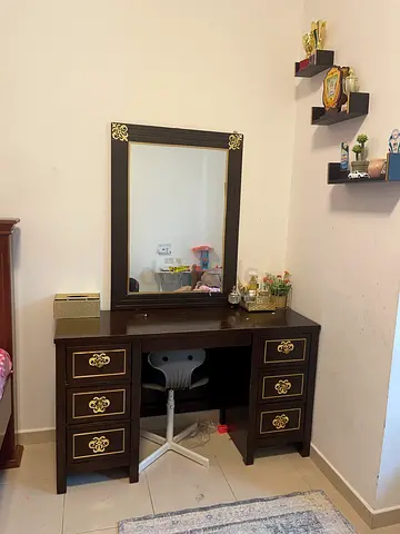 Bedroom set with medical matress