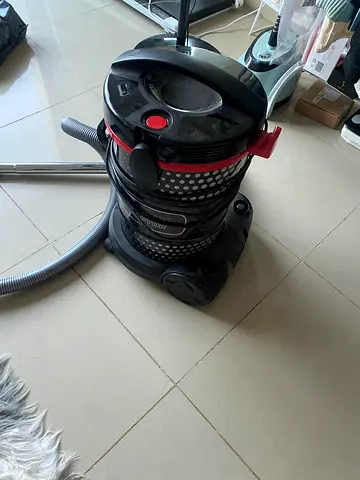 Vacuum Cleaner in Great Condition for only 350 AED