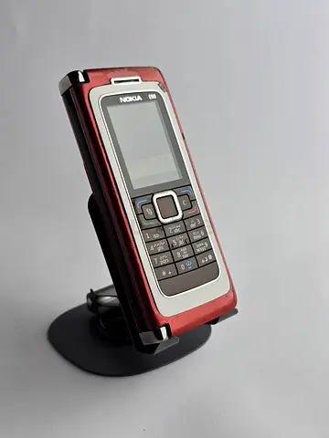 Nokia E90 Communicator Red