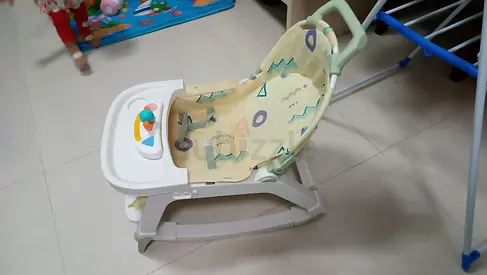 Baby swing chair