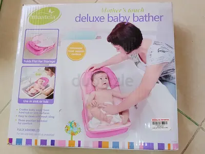 Mastela Deluxe Baby Bather - Perfect for Bath Time