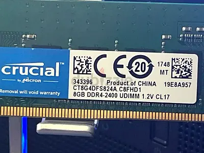 Crucial 8GB DDR4 2400MHz Desktop RAM (UDIMM) – Excellent Condition